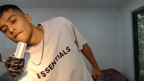 danielitopapii online show from January 31, 5:21 pm