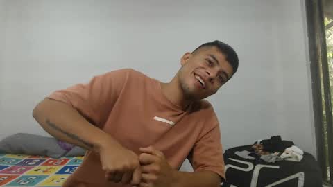 danielitopapii online show from February 13, 3:03 pm