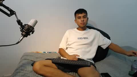 danielitopapii online show from February 27, 4:52 am