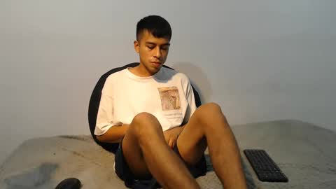 danielitopapii online show from March 4, 9:54 pm