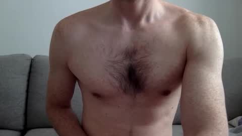 Snapshot of danishguysdicks chatting on September 24, 10:25 am Buzzy online show from September 24, 10:25 am