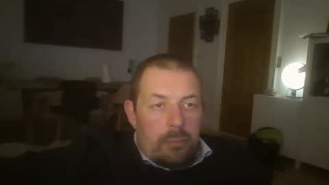 danishman1980 online show from April 30, 7:54 pm