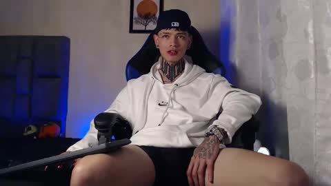 Dann Brown online show from November 30, 2:46 am