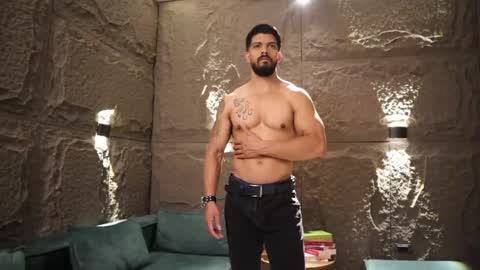 Snapshot of dann_saenz chatting on March 4, 11:08 am Dann saenz online show from March 4, 11:08 am