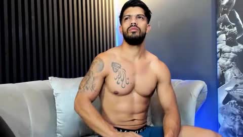 Snapshot of dann_saenz chatting on January 9, 11:58 am Dann saenz online show from January 9, 11:58 am