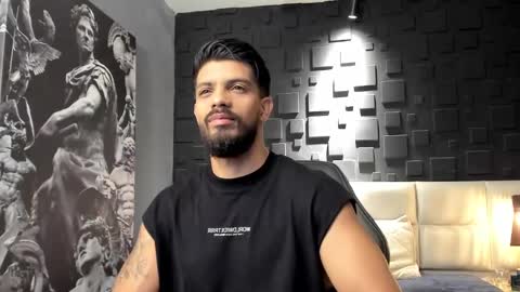 Snapshot of dann_saenz chatting on January 15, 12:30 am Dann saenz online show from January 15, 12:30 am