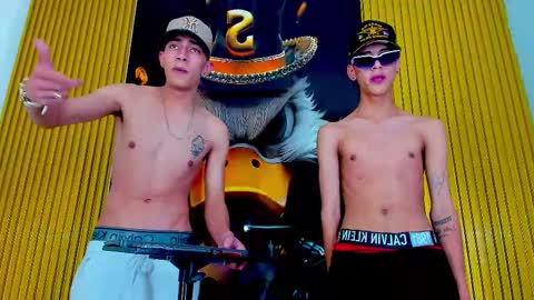 dante_brown1 online show from October 16, 1:46 am