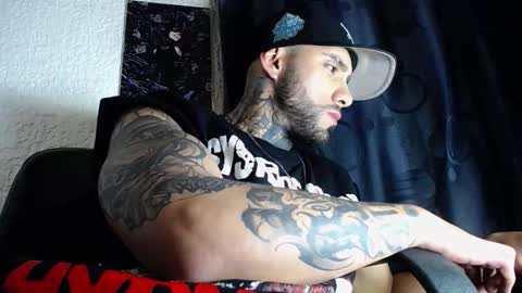 dante_d_angelo_ online show from December 16, 5:14 am