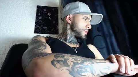 dante_d_angelo_ online show from December 14, 7:04 am
