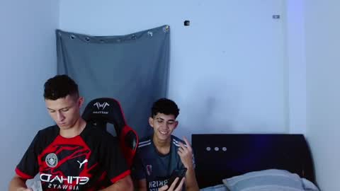 Dante online show from December 4, 4:43 am