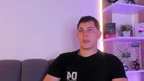 Dante online show from February 8, 8:24 pm