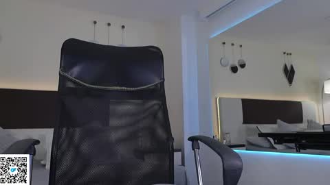 Dante online show from April 20, 9:06 pm