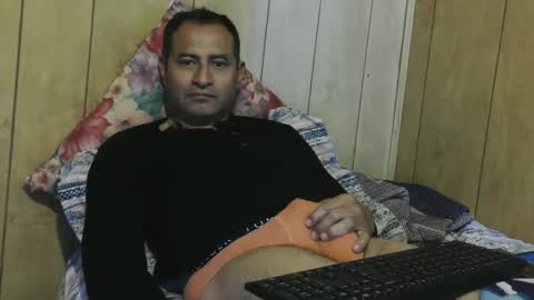 dantehot82 online show from December 25, 2:56 pm