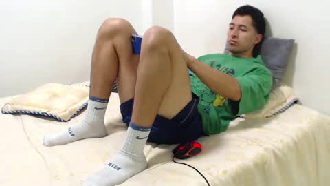 Darekgates online show from December 3, 7:00 pm