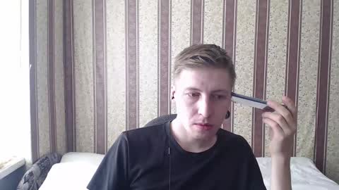 darienlarge online show from March 11, 10:40 am