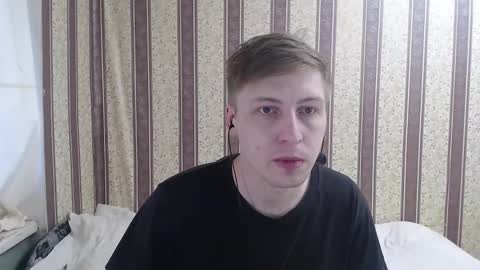 darienlarge online show from March 12, 5:57 am