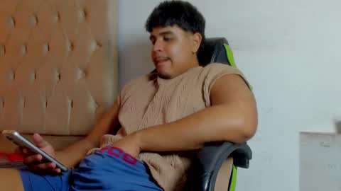 darkalphax01 online show from January 17, 2:14 am