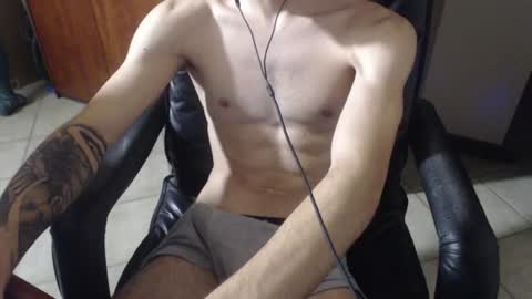 darkitalianguy online show from July 9, 10:02 pm
