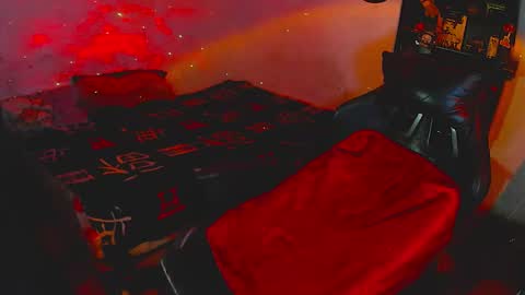   online show from October 20, 9:13 am