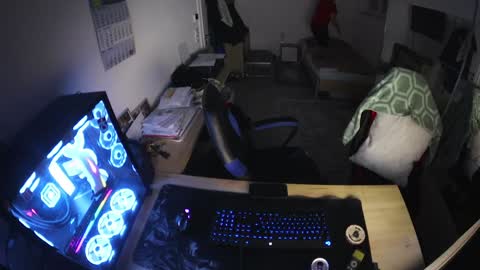 Snapshot of darkschneider_ chatting on January 29, 11:56 pm darkschneider_ online show from January 29, 11:56 pm