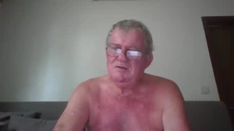 darwincock online show from April 30, 1:23 am
