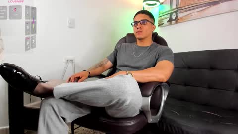 Dash online show from December 16, 1:07 pm