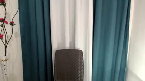 DAVE online show from January 18, 11:40 pm