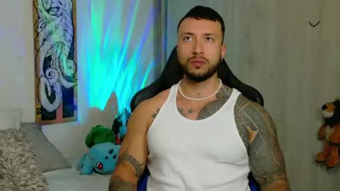 Snapshot of dave_max93 chatting on February 9, 4:40 pm DAVE MAX online show from February 9, 4:40 pm