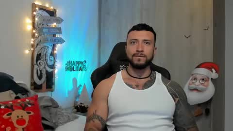 Snapshot of dave_max93 chatting on December 14, 4:45 am DAVE MAX online show from December 14, 4:45 am