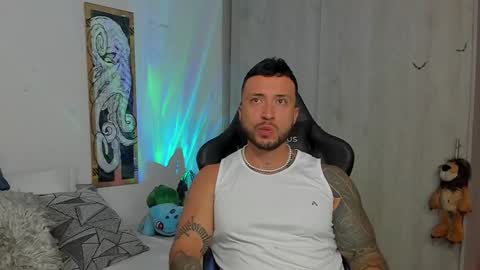 Snapshot of dave_max93 chatting on January 29, 5:02 pm DAVE MAX online show from January 29, 5:02 pm