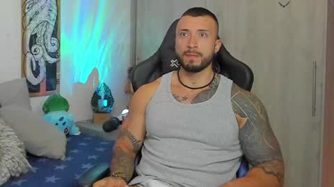 Snapshot of dave_max93 chatting on March 11, 4:40 pm DAVE MAX online show from March 11, 4:40 pm