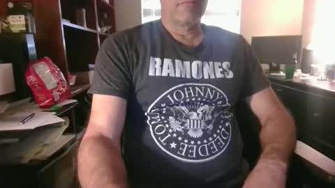 Dave online show from December 1, 6:44 pm