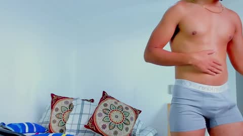 Hey im David that loves to explore and speak their fantasies. Very open talktative and nice. Feel free to chat with me online show from October 14, 12:12 pm