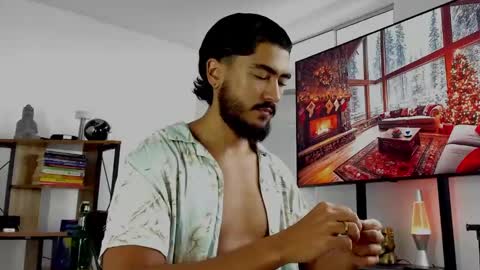 Hey im David that loves to explore and speak their fantasies. Very open talktative and nice. Feel free to chat with me online show from December 4, 12:14 pm