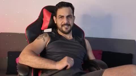 JF oliveira online show from November 18, 6:55 pm