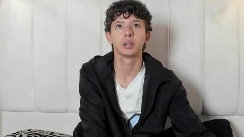 Roy online show from February 23, 1:02 pm