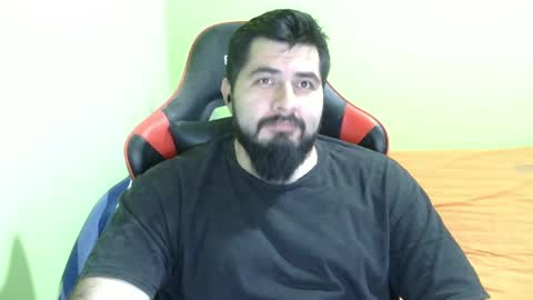 Snapshot of daviddelz chatting on February 16, 5:37 am David online show from February 16, 5:37 am