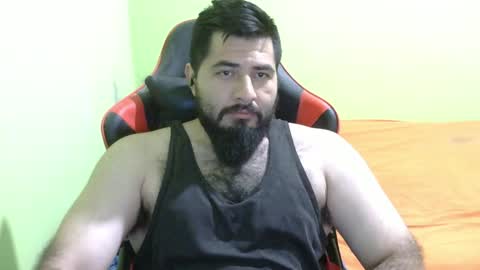 Snapshot of daviddelz chatting on February 7, 6:03 am David online show from February 7, 6:03 am