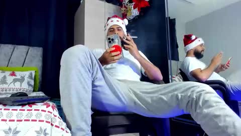 dcollins_ online show from December 3, 7:36 am