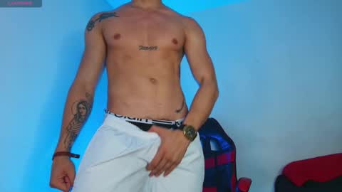 Santiago online show from March 6, 3:47 am