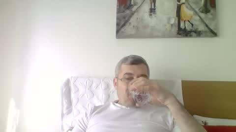 demarco1977 online show from March 11, 11:17 am