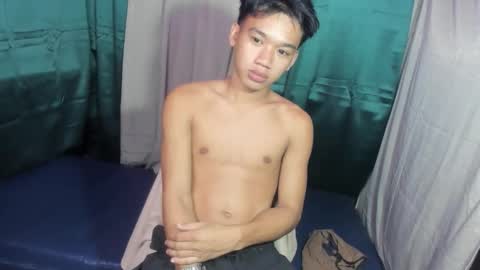 den_cummers online show from February 13, 6:13 pm