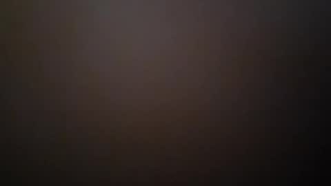 Snapshot of denis647 chatting on October 31, 2:20 pm LilRoach online show from October 31, 2:20 pm