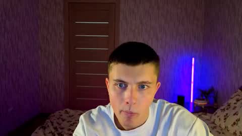 Snapshot of denisx444 chatting on October 14, 11:06 am Denis online show from October 14, 11:06 am
