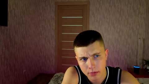 Snapshot of denisx444 chatting on October 20, 3:05 pm Denis online show from October 20, 3:05 pm