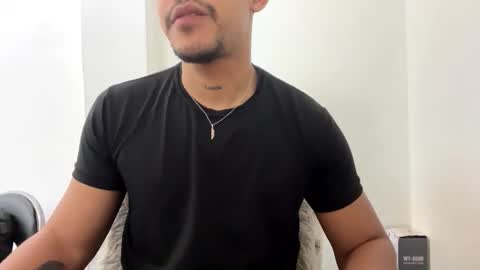 Dereck Myers online show from June 3, 8:05 am