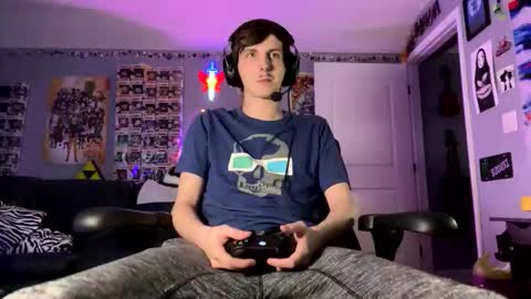 derekdings online show from January 19, 12:29 pm