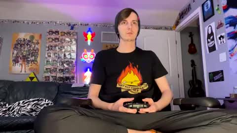 derekdings online show from February 9, 3:16 pm