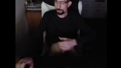 dermattes online show from February 1, 1:43 pm