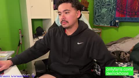 Derrick Hose online show from January 26, 5:13 am